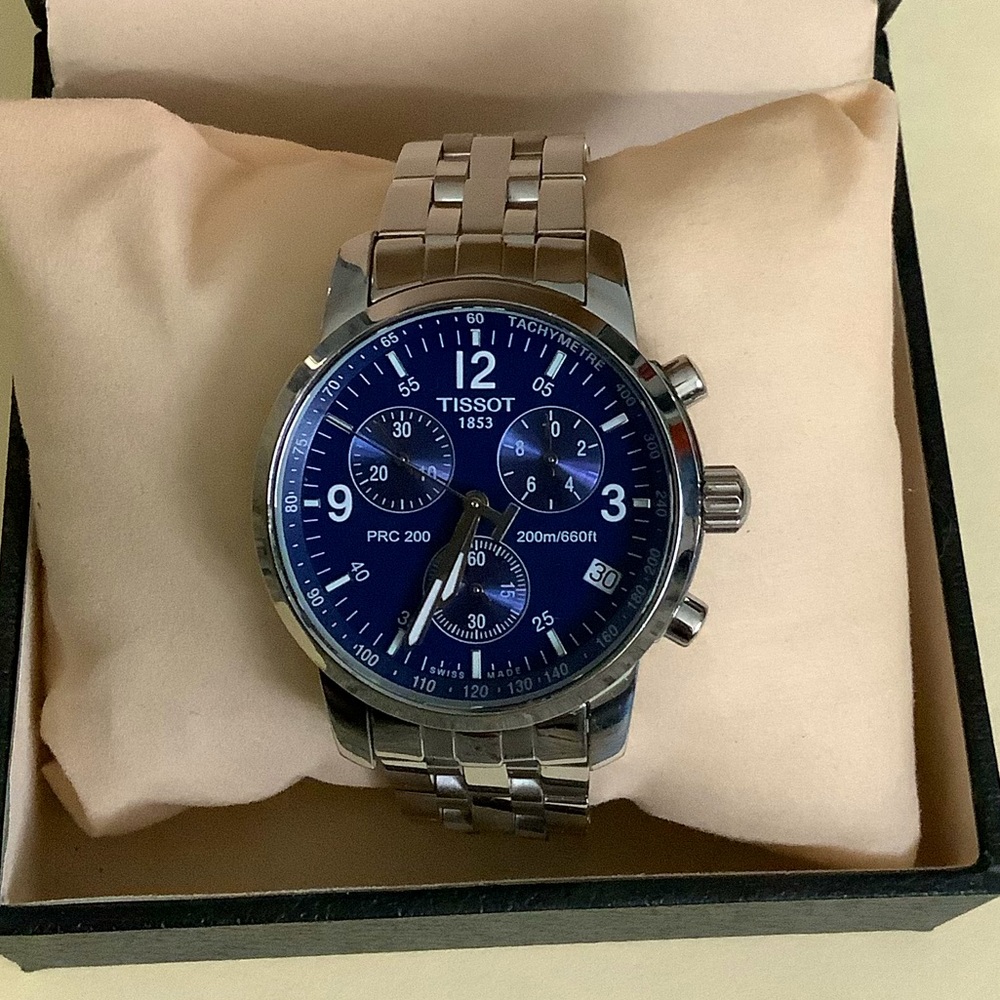 Mens TISSOT watch BIG and BEAUTIFUL 💫💫 - Picture 6 of 15